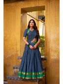 Navy Blue color option, Currently selected