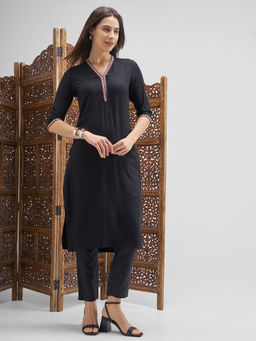 VISHUDH - Women Black Viscose Rayon Kurta