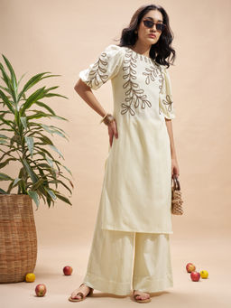 VISHUDH - Women Cream Embroidered Elasticated Kurta