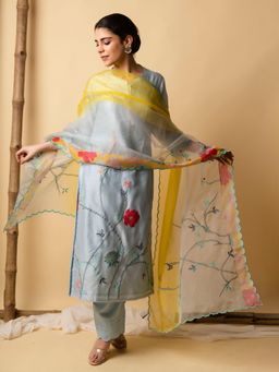 AM by Anita Mittal - Blue Floral Applique Kurta with Pant and Dupatta