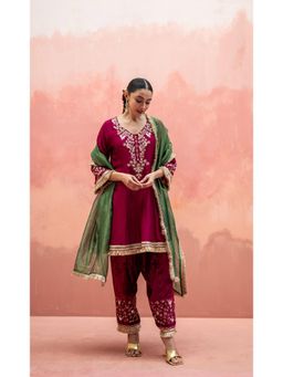 AM by Anita Mittal - Anjum Red Kurta with Pant and Dupatta