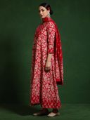 Red color option, Sold out, Currently selected