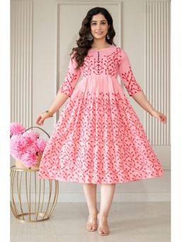 The Perfect Fit Co. - Women Pink Floral Printed Midi Dress
