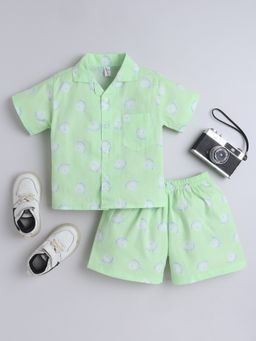 The Magic Wand - Green Cotton Half Sleeve Smiley Sun Printed Shirt & Shorts (Set of 2)