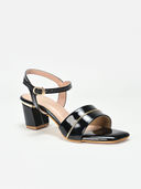 Black color option, Sold out, Currently selected