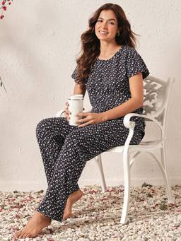 Clovia - Cotton Floral Print T-Shirt and Pyjama