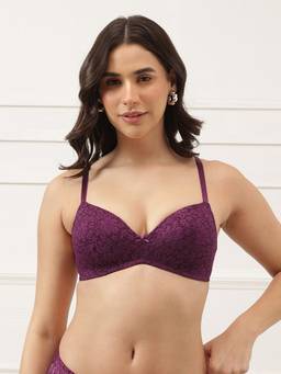 Clovia - Lace Padded Non Wired Uni Cup Bra In Purple Colour