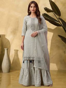 KVS FAB - Women Grey Chiffon Kurta with Pant