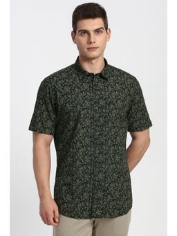 Peter England - Men Green Slim Fit Print Half Sleeves Casual Shirt