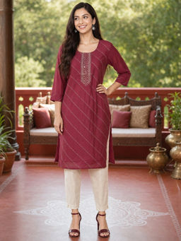 Rangita - Women Maroon Poly Viscose Embroidered Anarkali Kurta