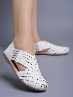 Shoetopia - Round Toe White Ballerinas for Women