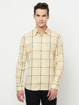 CRIMSOUNE CLUB - Men Yellow Checked Shirt
