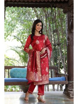 Vaamsi - Polycrepe Printed Kurta Pant Dupatta Red (PKSKD1194 ) (Set of 3)