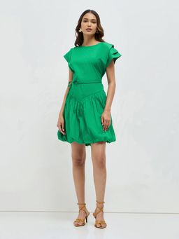 KAMLIE - Green Solid Bubble Hem Mini Dress with Belt