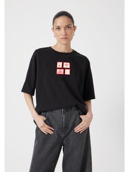 Twenty Dresses by Nykaa Fashion - Womens Black Graphic Oversized T-Shirt