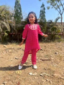 Calin Kids - Pink Bandhani Kurta & Pant (Set of 2)