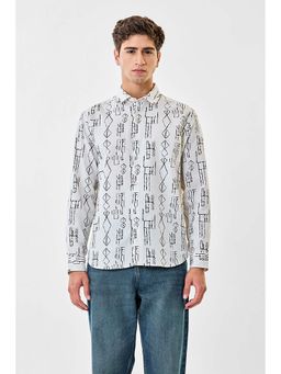 Snitch - Men Off White Abstract Printed Full Sleeves Regular Casual Shirt