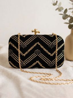 ARTKLIM - Elegant Black Velvet Embellished Clutch For Women With Detachable Strap