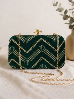 ARTKLIM - Luxury Emerald Green Velvet Embellished Clutch For Women With Detachable Strap