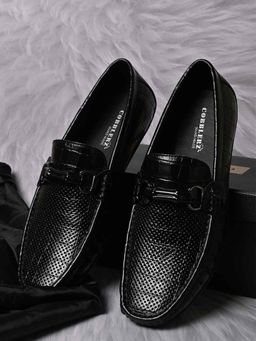 Cobblerz - Men Black Animal Print Loafers