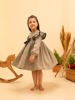 Bibbity Bobbity - Cecilia Black Textured Knee Length Dress