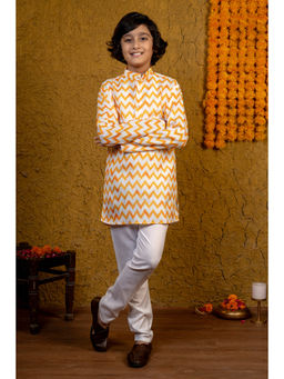 BT DEZINES - Boys Yellow Cotton Chevron Zigzag Printed Kurta & Pyjama