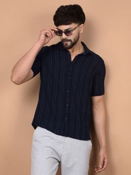 CRIMSOUNE CLUB - Men Navy Blue Vertical Stripes 100% Cotton Shirt