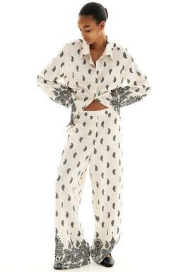 H&M - Women White Patterned Twill Trousers