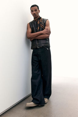 H&M - Men Grey Wide High Jeans