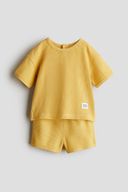 Yellow color option, Sold out, Currently selected