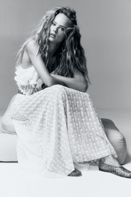 H&M - Women White Embroidered Mesh Skirt