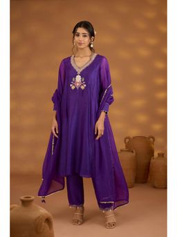 ISHA GUPTA TAYAL - Purple Kamal Talai Kurta and Pant with Dupatta