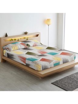 AURAVE - Multicolor Printed Cotton Blend King Fitted Bedsheet with 2 Pillow Covers