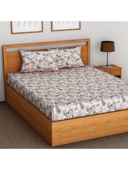 AURAVE - Brown Paisely Printed Cotton 144 TC Queen Size Fitted Bedsheet with 2 Pillow Covers
