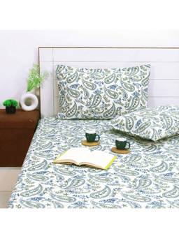 AURAVE - Blue Paisely Printed Cotton 144TC Queen Size Fitted Bedsheet with 2 Pillow Covers
