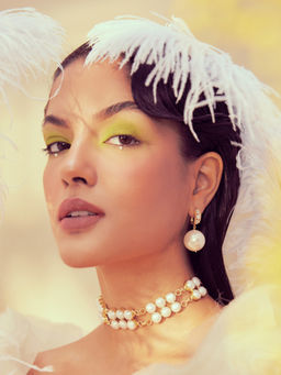 Anaash - 22K Gold Plated White Trinity Choker