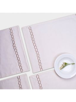 Veda Homes - Petal Placemat