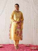 Yellow color option, Sold out, Currently selected