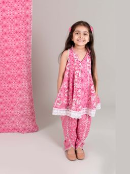 Chotibuti - Muslin Pink Top with Dhoti