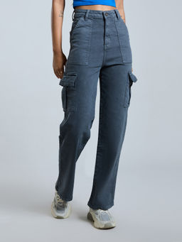 MIXT by Nykaa Fashion - Charcoal Grey Solid Straight Fit Cargo Denims