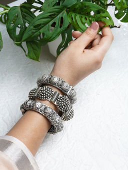 Teejh - Poorvi Stacked Bracelet (Set Of 3)