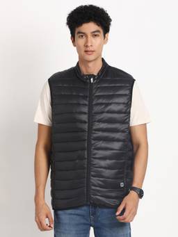 Turtle - Men Navy Nylon Sleeveless Regular Fit Solid Windcheater Jacket