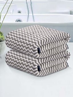 Kuber Industries - Grey Zig Zag Microfiber Bath Towels (Pack of 2)