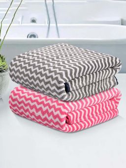 Kuber Industries - Multi-Color Zig Zag Microfiber Bath Towels (Pack of 2)
