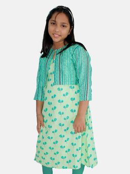 KiddoPanti - Girls Green Cotton Sleeveless Kurta with Crop Shrug