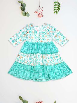 KiddoPanti - Girls Green Cotton 3/4Th Sleeve Printed Kurta