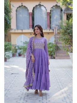 JATRIQQ - Women Lavender Embellished/Sequined Gown with Dupatta