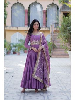 JATRIQQ - Women Pink Embellished/Sequined Gown with Dupatta