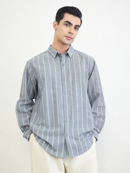 Styli - Men Grey Regular Fit Full Sleeve Smart Striped Shirt