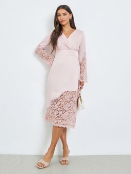 Styli - Women Pink Self Design V-Neck Sheath Midi Dress